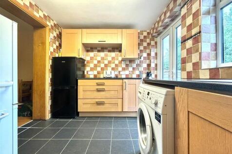 Kitchen, 2.jpeg