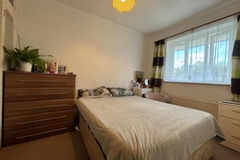 Bedroom 2.jpeg