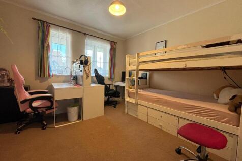 Bedroom.jpeg