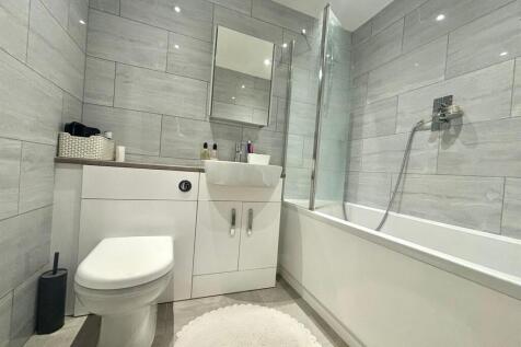 Bathroom.jpeg