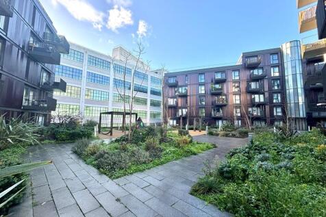 Communal Gardens.jpeg