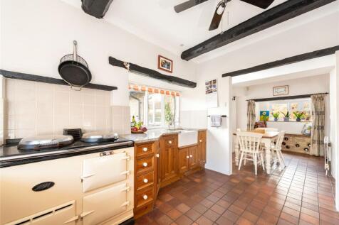 Kitchen/Breakfast Rm
