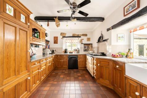 Kitchen/Breakfast Rm