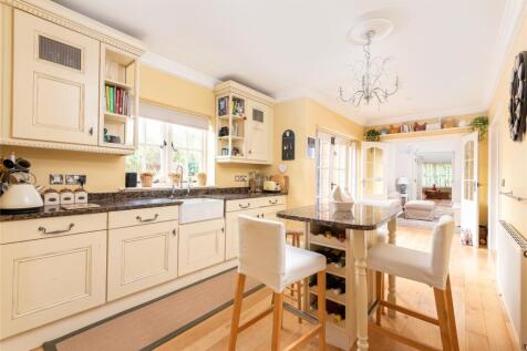 Kitchen/Breakfast Rm