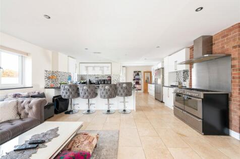 Kitchen/Family Area