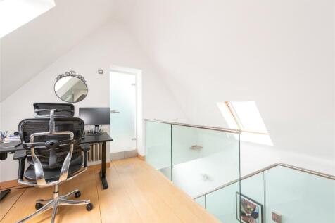 Landing/Study Area