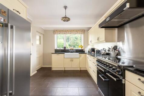 Kitchen/Breakfast Rm
