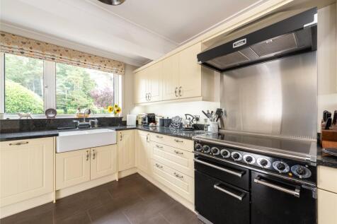 Kitchen/Breakfast Rm