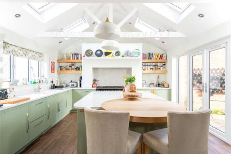 Kitchen/Breakfast Rm