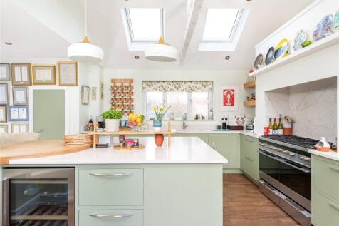 Kitchen/Breakfast Rm