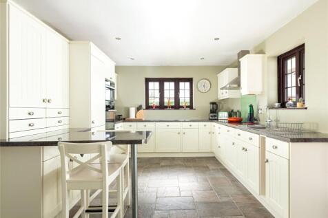 Kitchen/Breakfast Rm