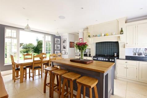 Kitchen/Breakfast Rm
