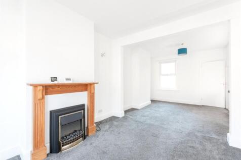 Sitting/Dining Room