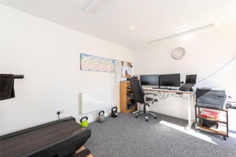 Garage/Home Office