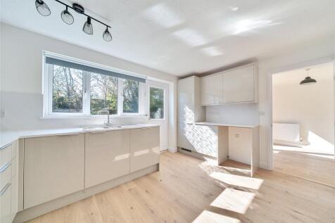 Kitchen/Breakfast Rm