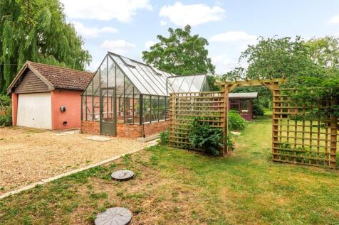 Greenhouse/Garage