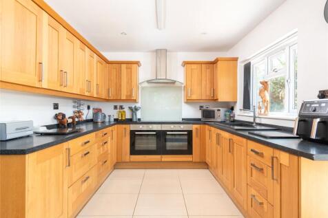 Kitchen/Breakfast Rm