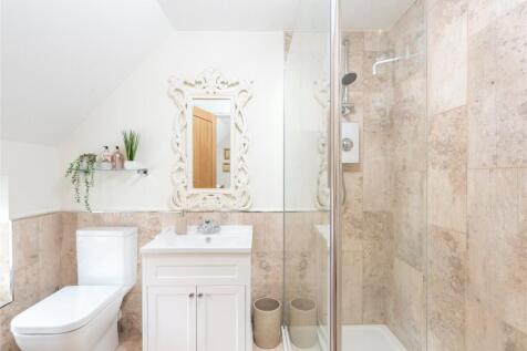 Prin Bed En Suite
