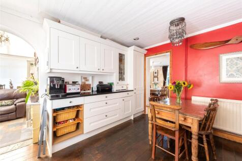 Kitchen/Breakfast Rm