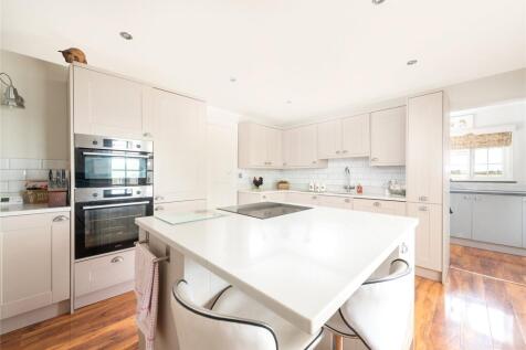 Kitchen/Breakfast Rm