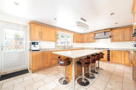 Kitchen/Breakfast Rm