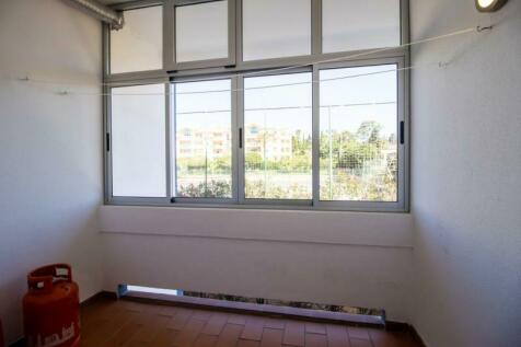 Kitchen balcony (Large).jpg