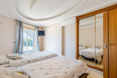 BEDROOM 3A (Large).jpg