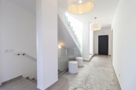 Entrance_a (Large).jpg