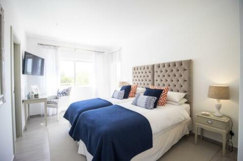 Second Bedroom window (Large).jpg