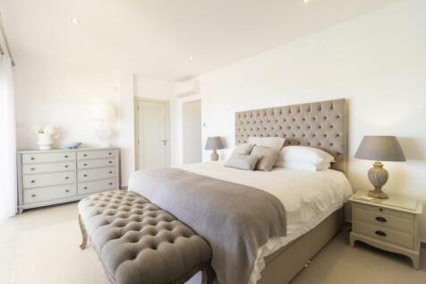 Third Bedroom (Large).jpg