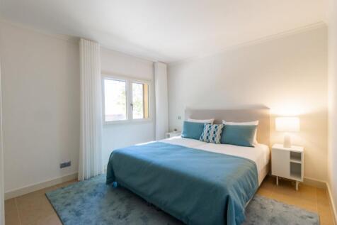 Second Bedroom window (Large).jpg