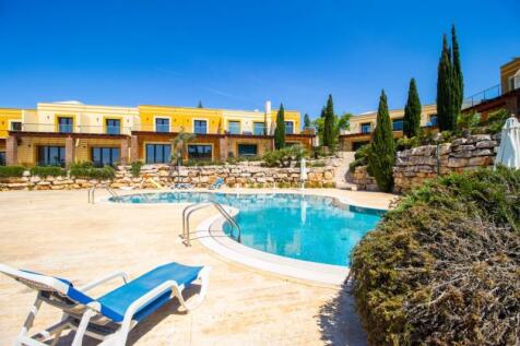 Pool area (Large).jpg