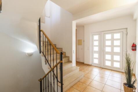 Entrance_a (Large).jpg