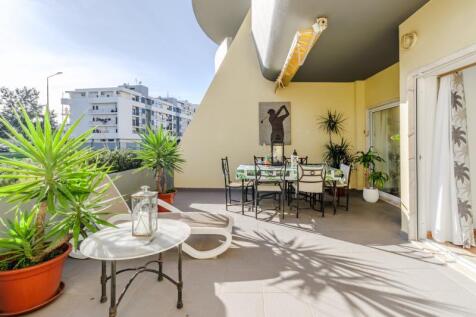 balcony 4.jpg