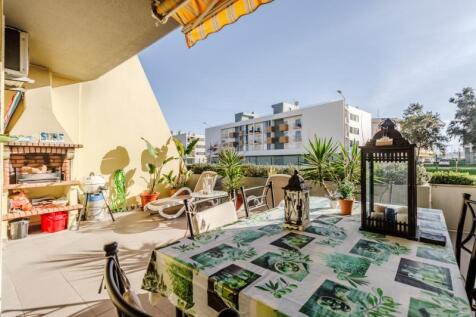 balcony 3.jpg