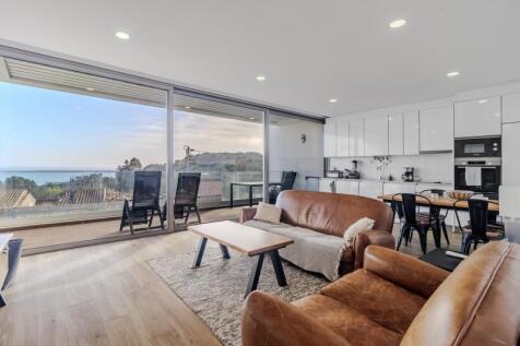 1 living room.JPG