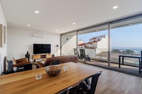 2 living room.JPG