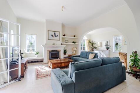 1-living room.JPG