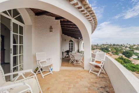 11-balcony.JPG