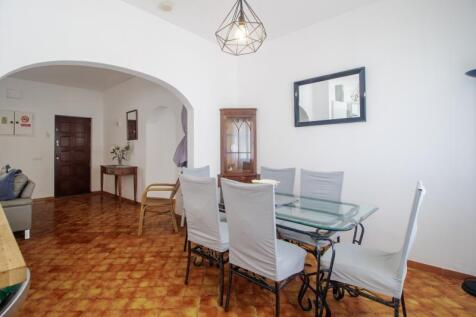 7 dinning room.jpg