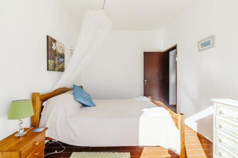 BEDROOM 6.jpg