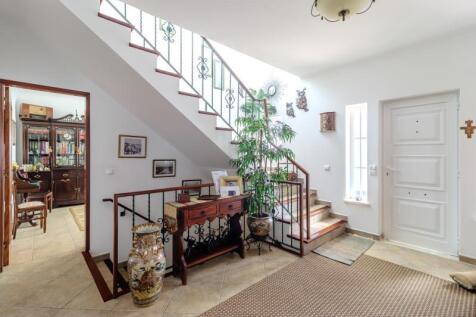 44 STAIRS.jpg