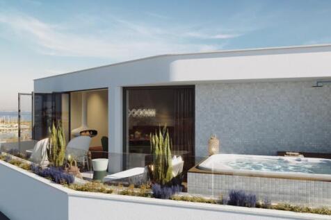IMG03_PENTHOUSE_JACUZZI.jpg