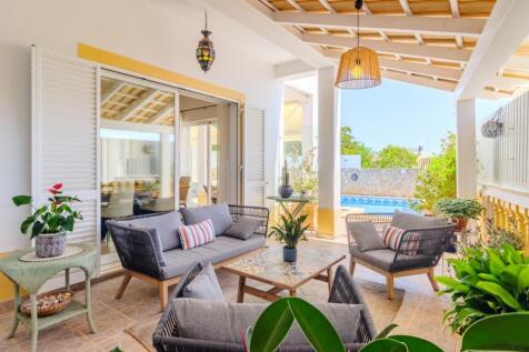13.2 TERRACE.jpg
