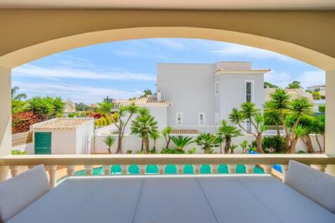 7 balcony.jpg