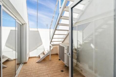 BALCONY A2.jpg