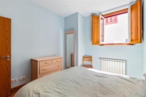 BEDROOM B2.jpg