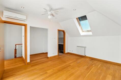 BEDROOM C3.jpg