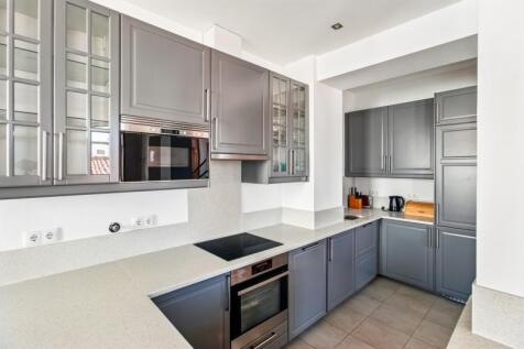 KITCHEN 4.jpg