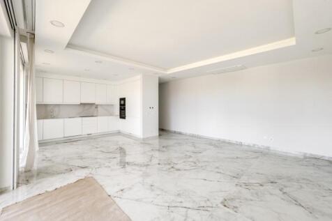 2 living room.JPG